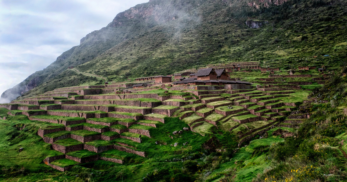 HUCHUY QOSQO A MACHUPICCHU